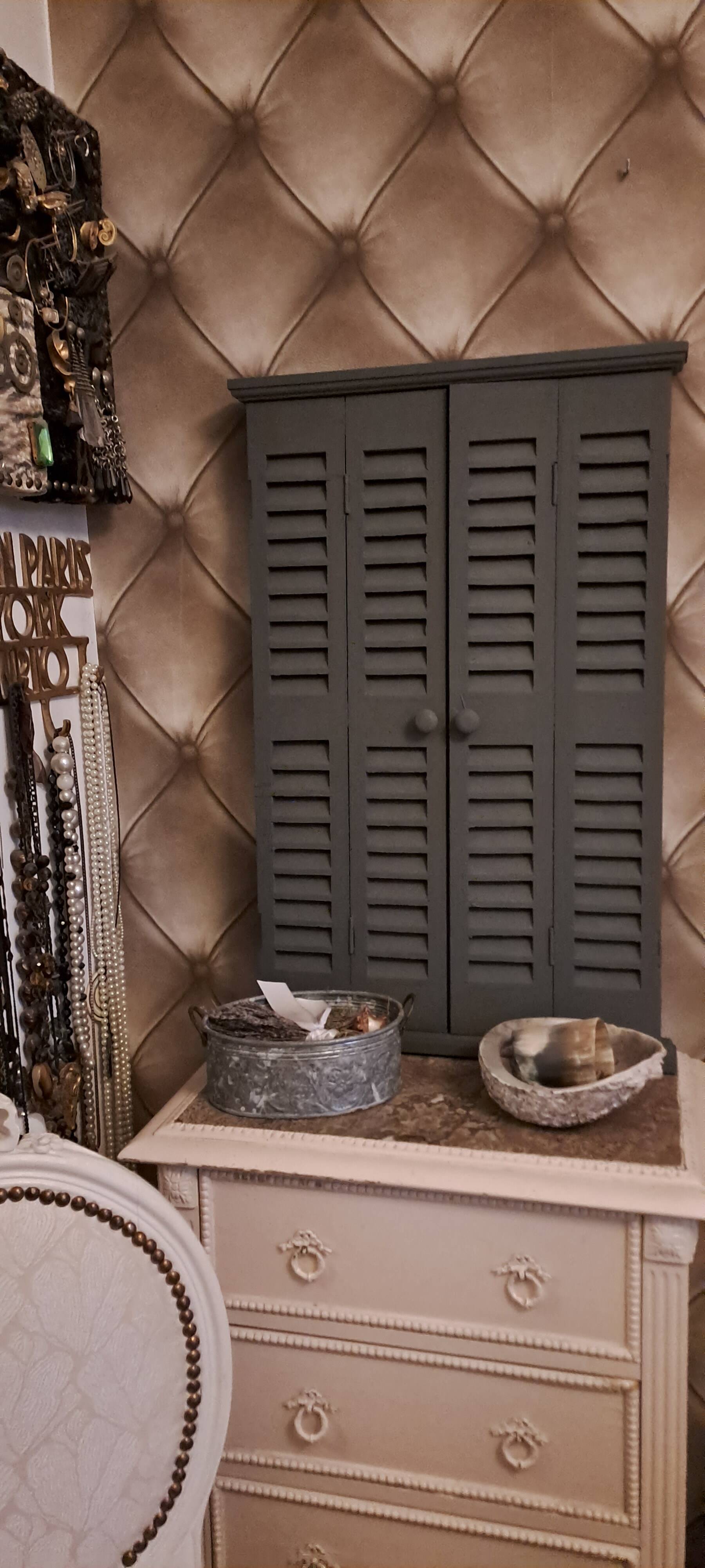 Dark grey wooden trompe l'oeil shutter mirror 1990 / wall decoration object Shutter-style mirror