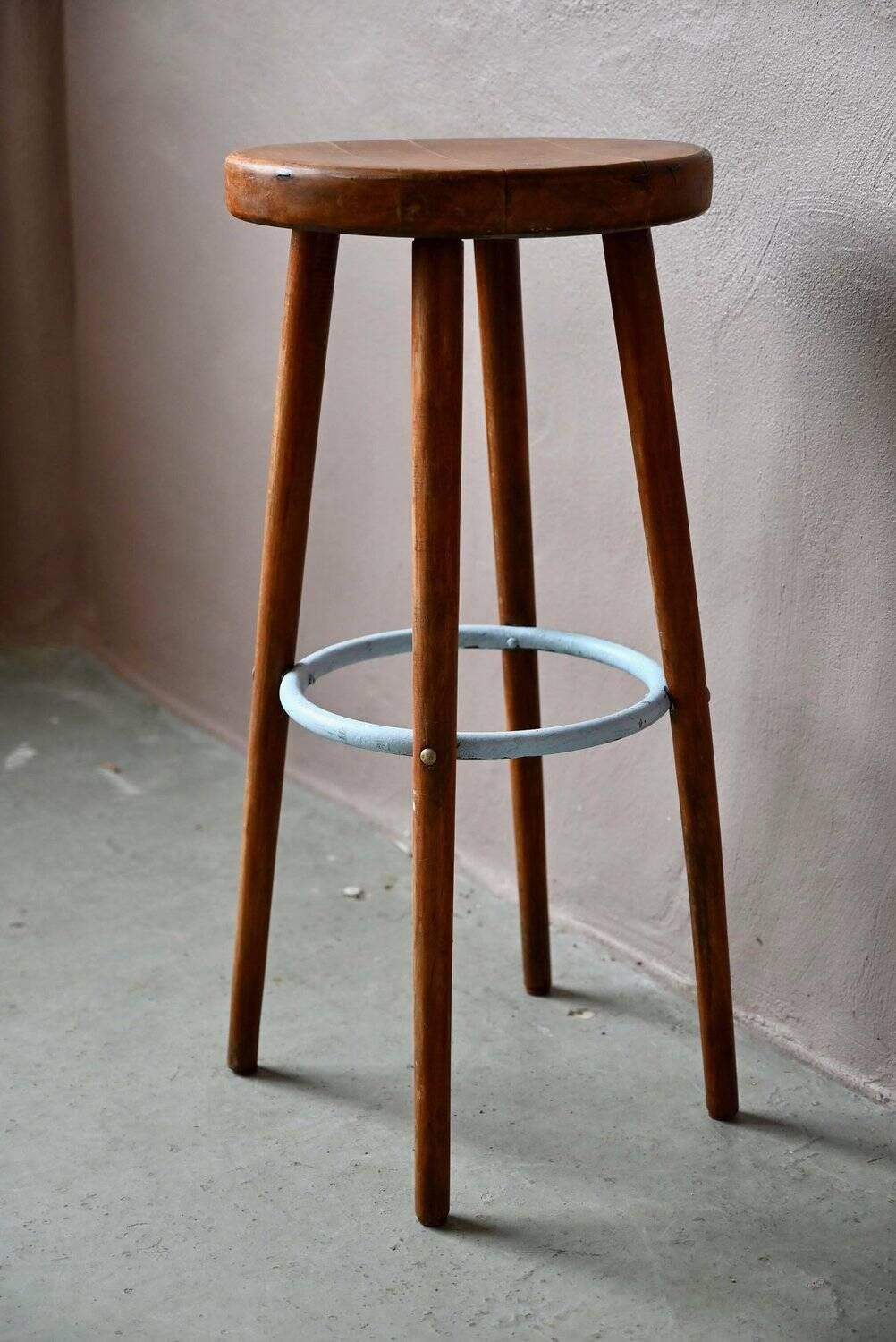 Vintage 60s bar stool in blue lacquered wood and metal.