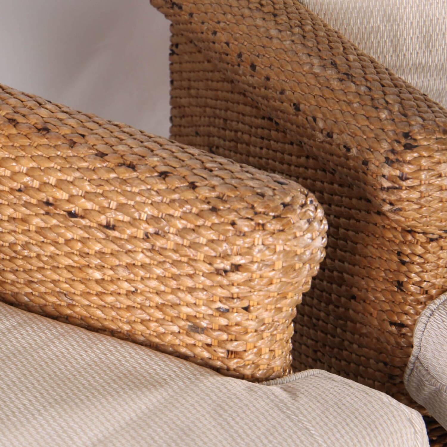 Pair of wicker armchairs