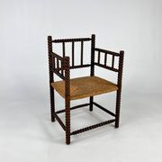 Fauteuil en hêtre teinté et paille de style Jacobéen, 1900s