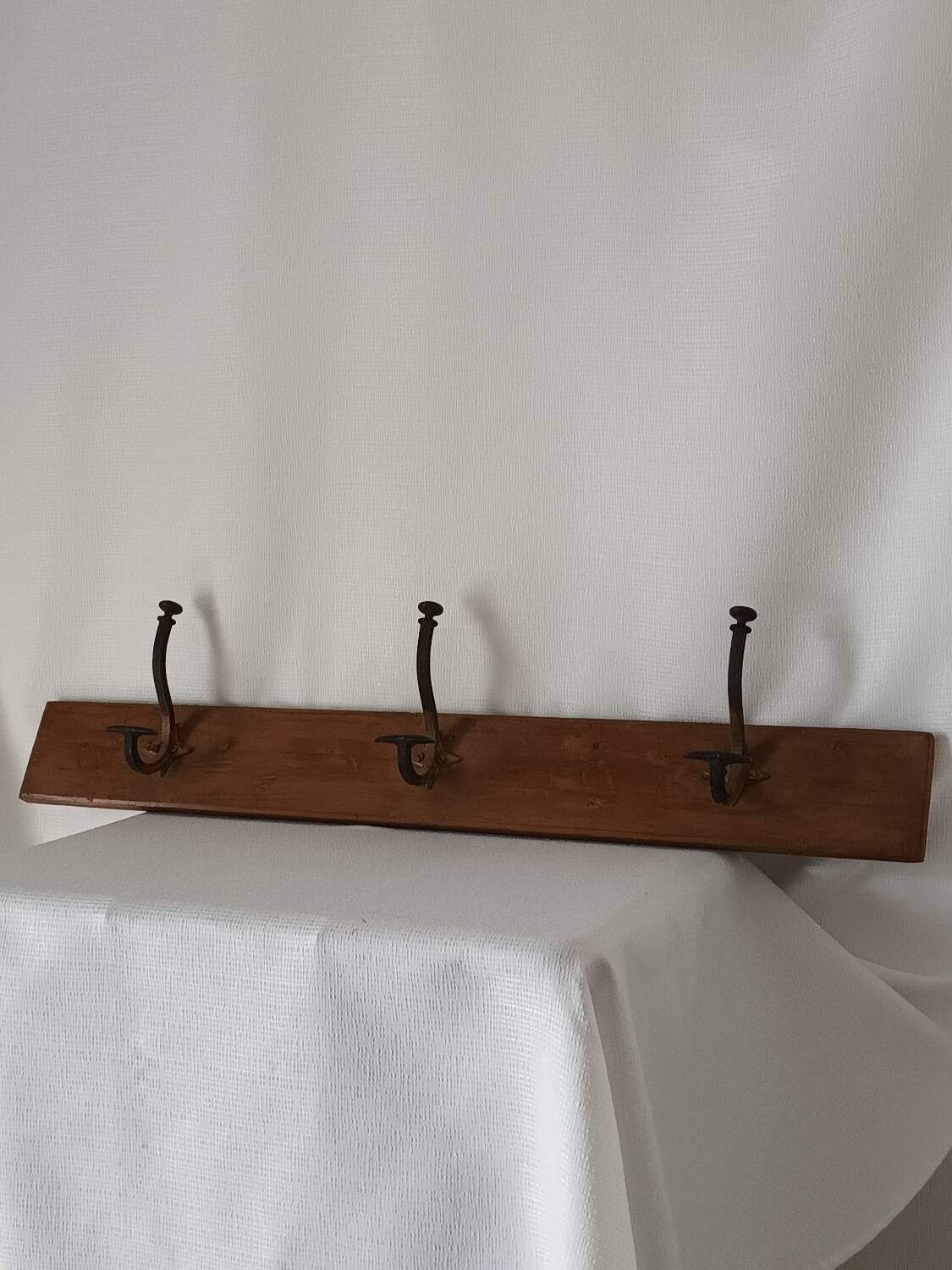 Vintage country wall coat rack