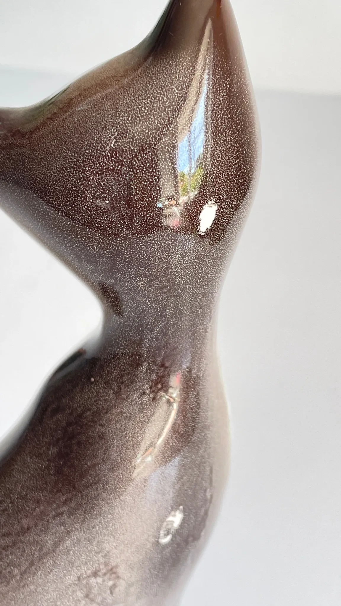 Vintage ceramic chat