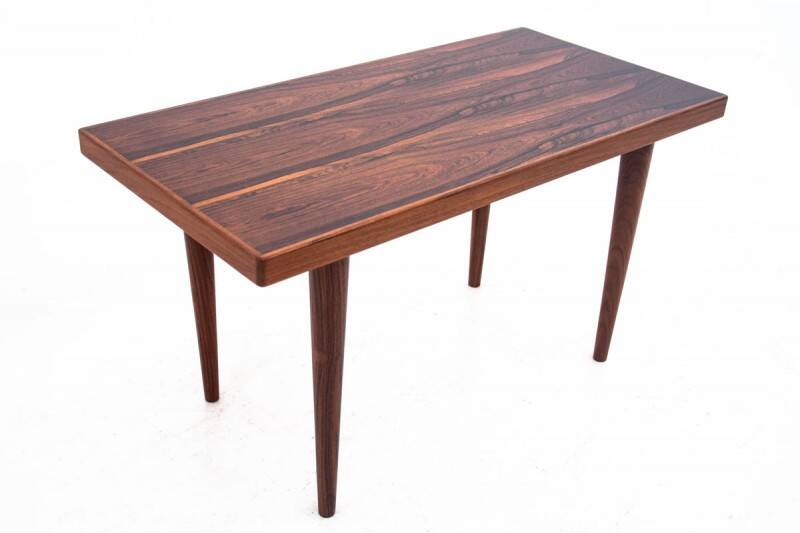 Coffee table, Scandinavia, 1970s. Renovated.