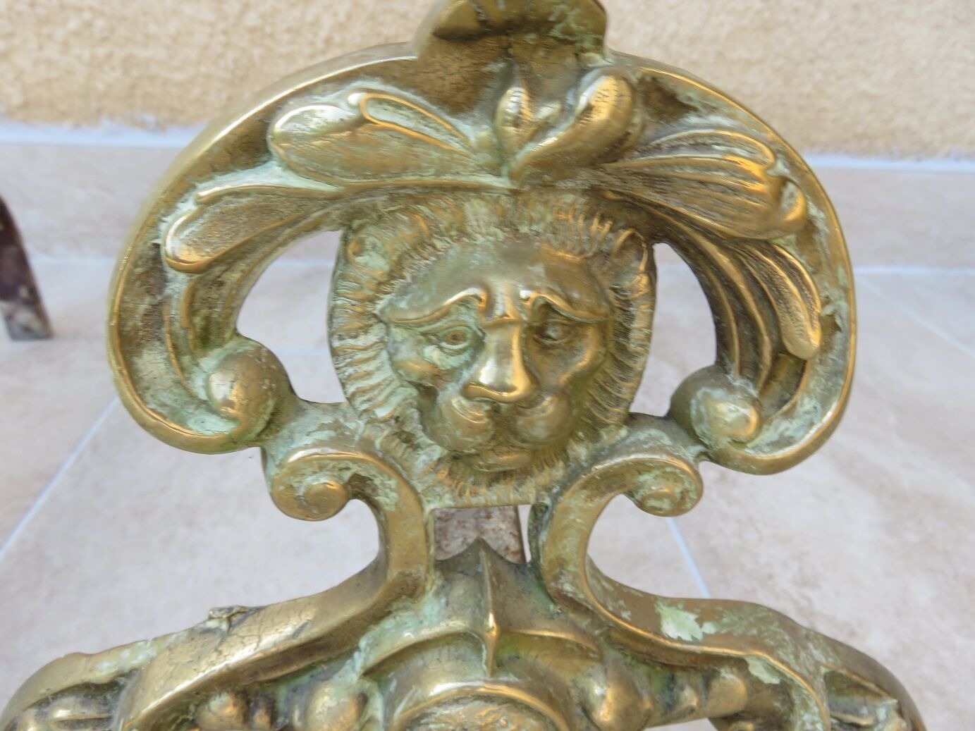 Pair of channels