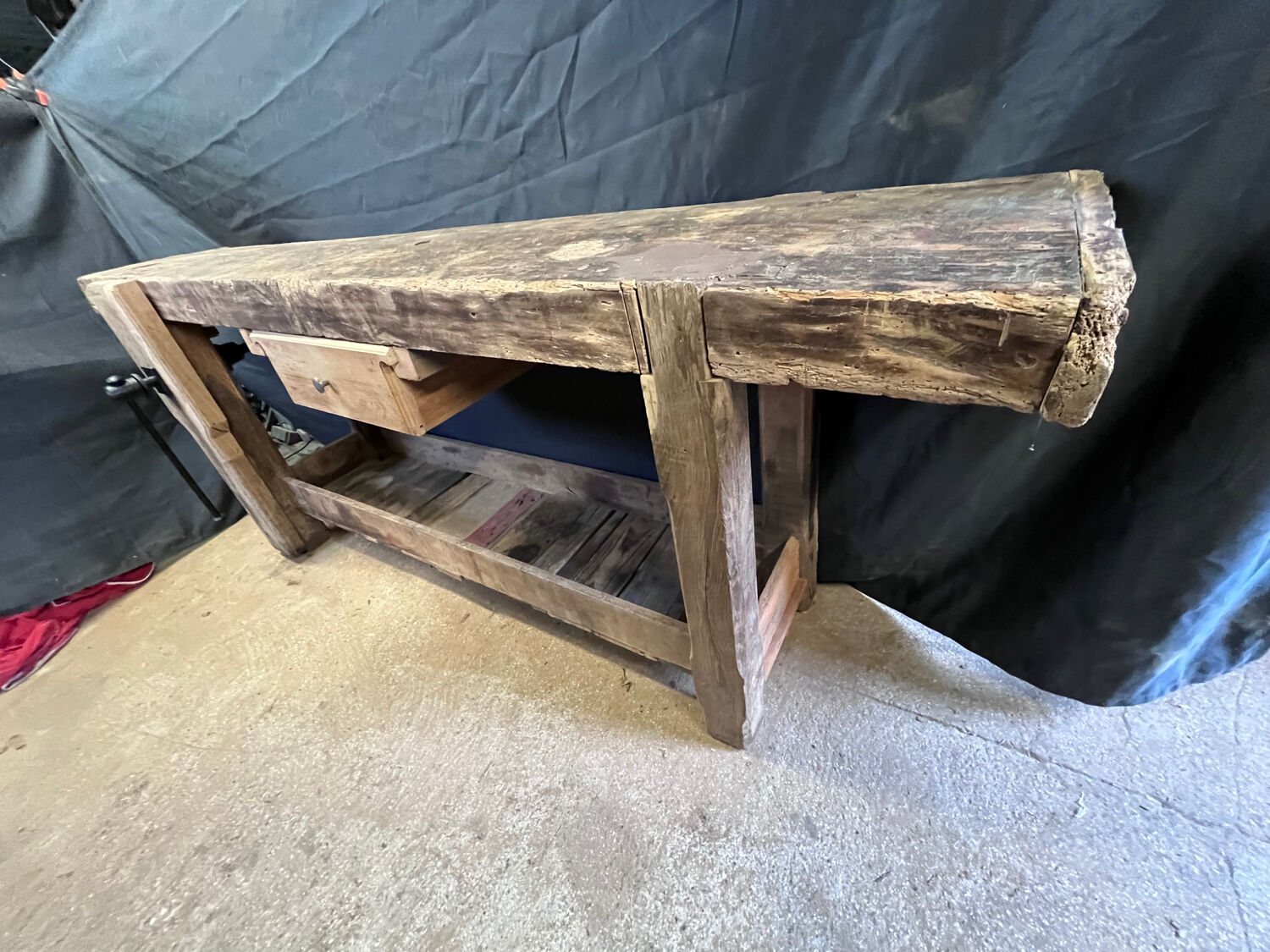 Woodworking bench