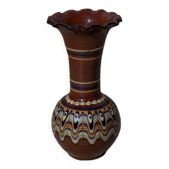 Vase marron à décor de marbrures