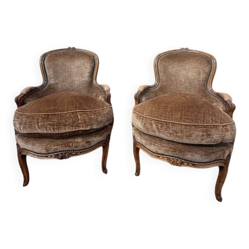 Paire de bergères style Louis XV en velours marron