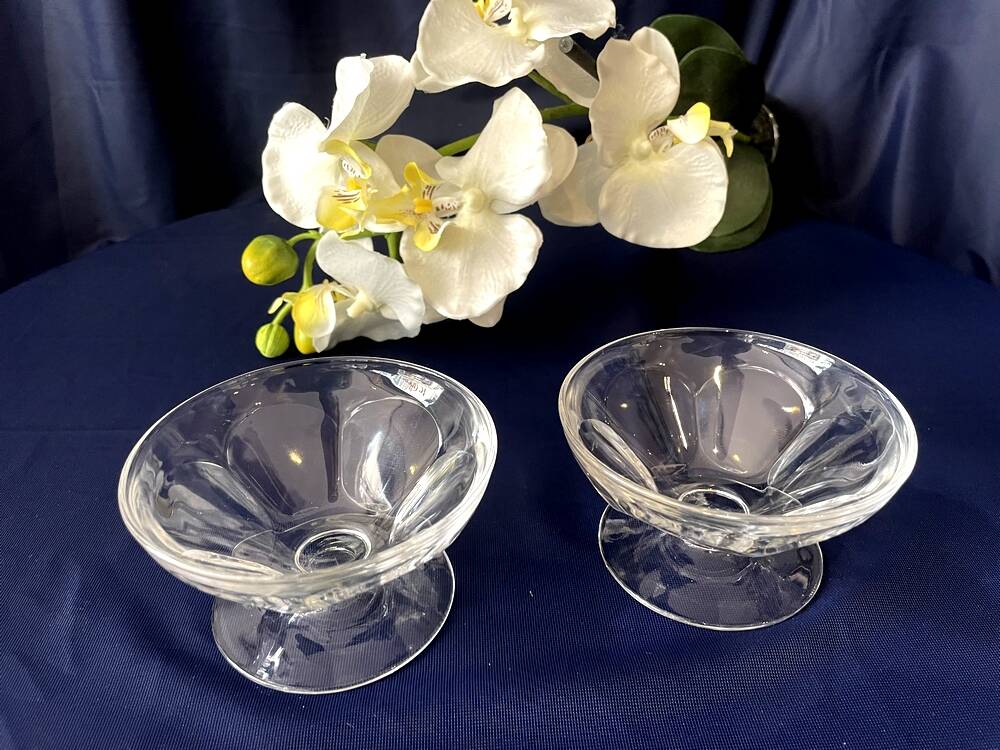 Duo of baccarat crystal champagne glasses, talleyrand model
