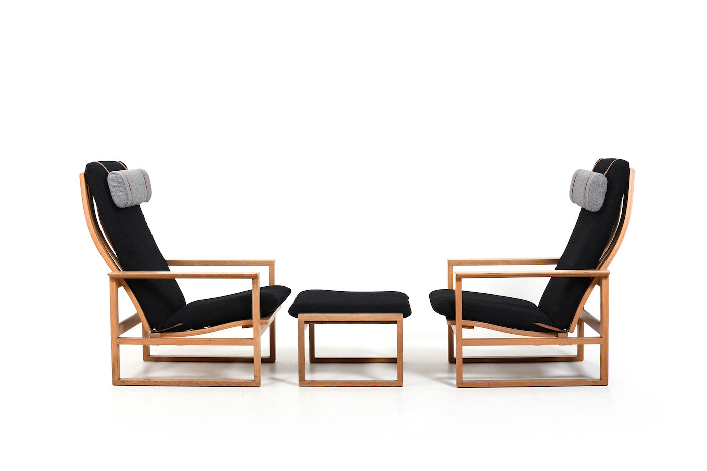 Børge Mogensen Sled Chairs BM-2254 and Stool 1960s