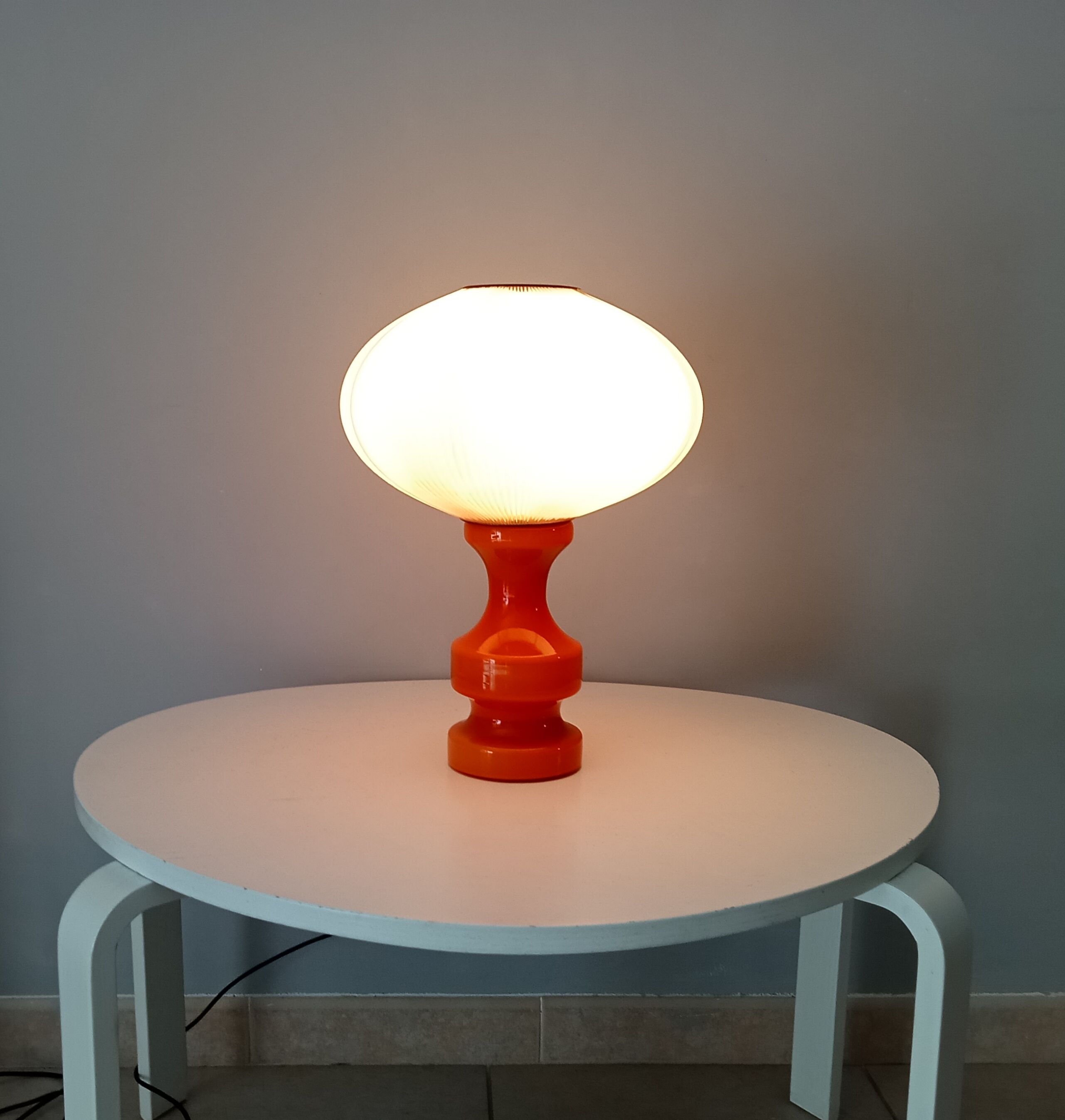 Vintage table lamp 70s