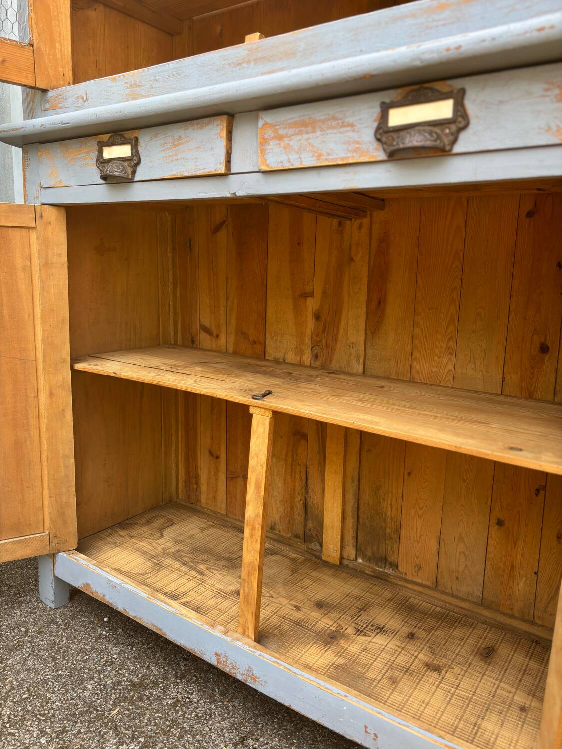 Double-body dresser
