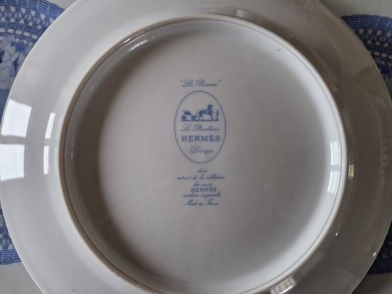 Limoges porcelain for Hermès, Paris - Set of 3 flat plates - Les Pivoines