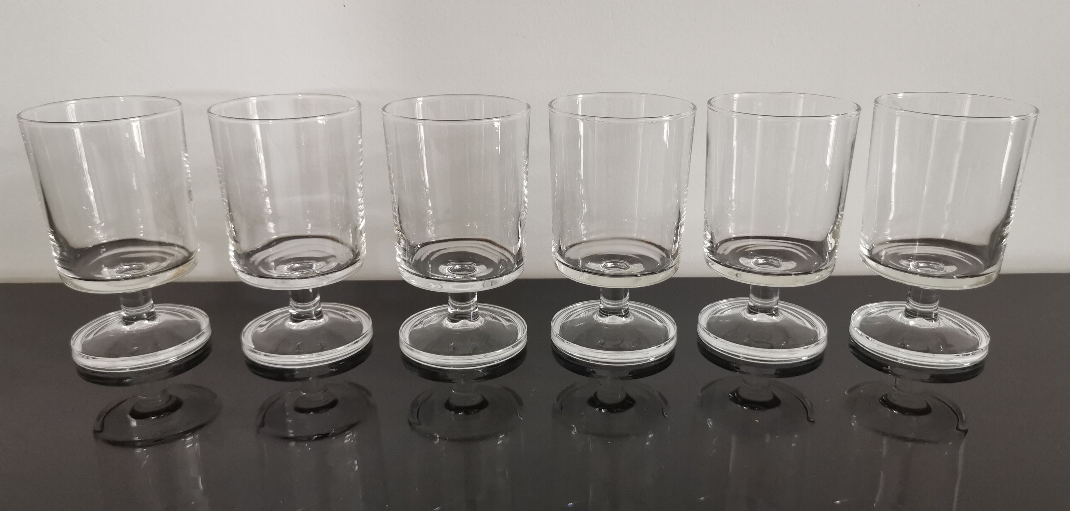 Set of 6 vintage transparent Luminarc cavalier wine glasses