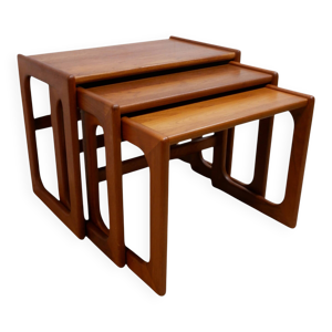 Ensemble de 3 tables