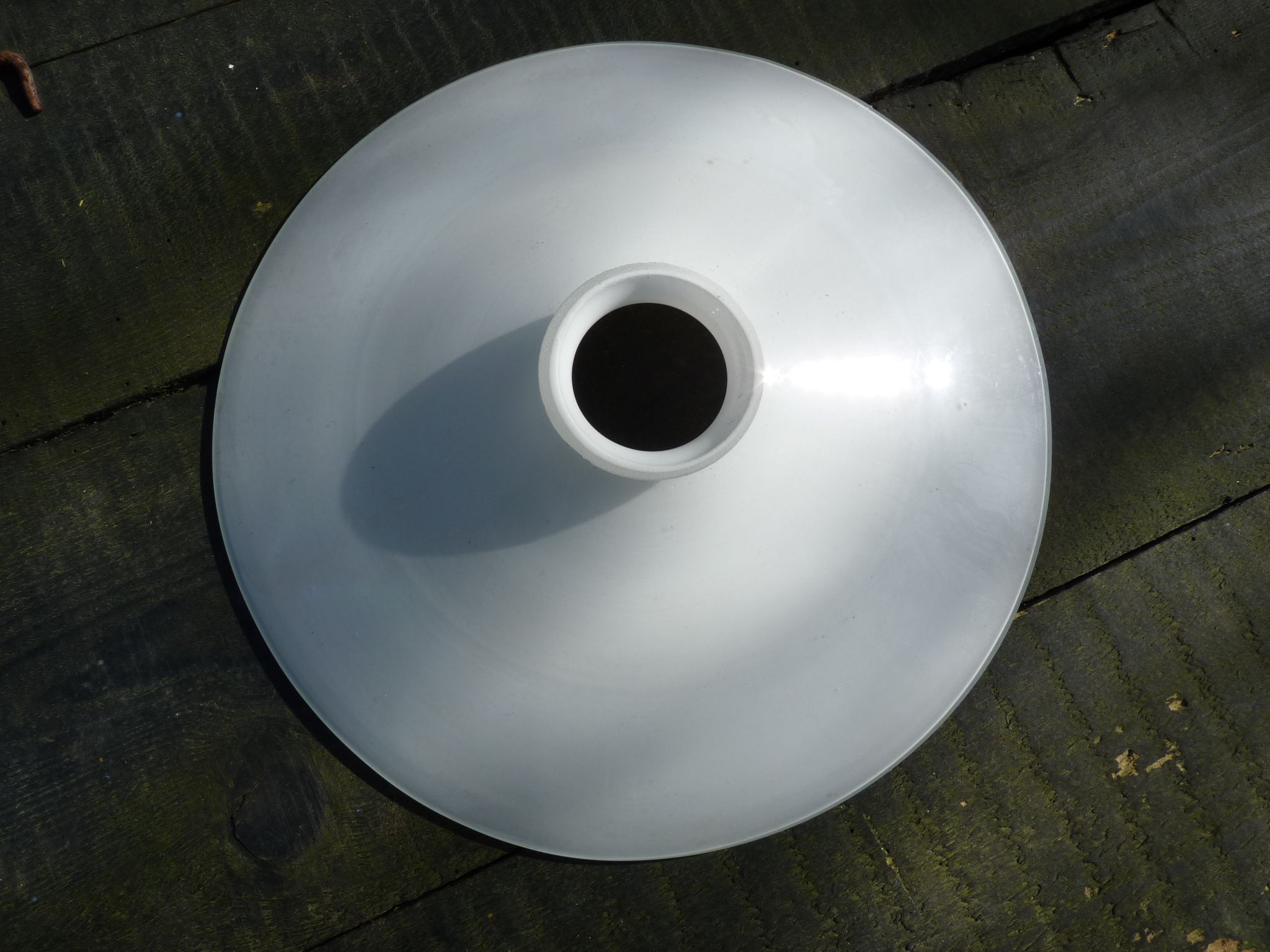 Abat-jour opaline blanche début XX ème siècle