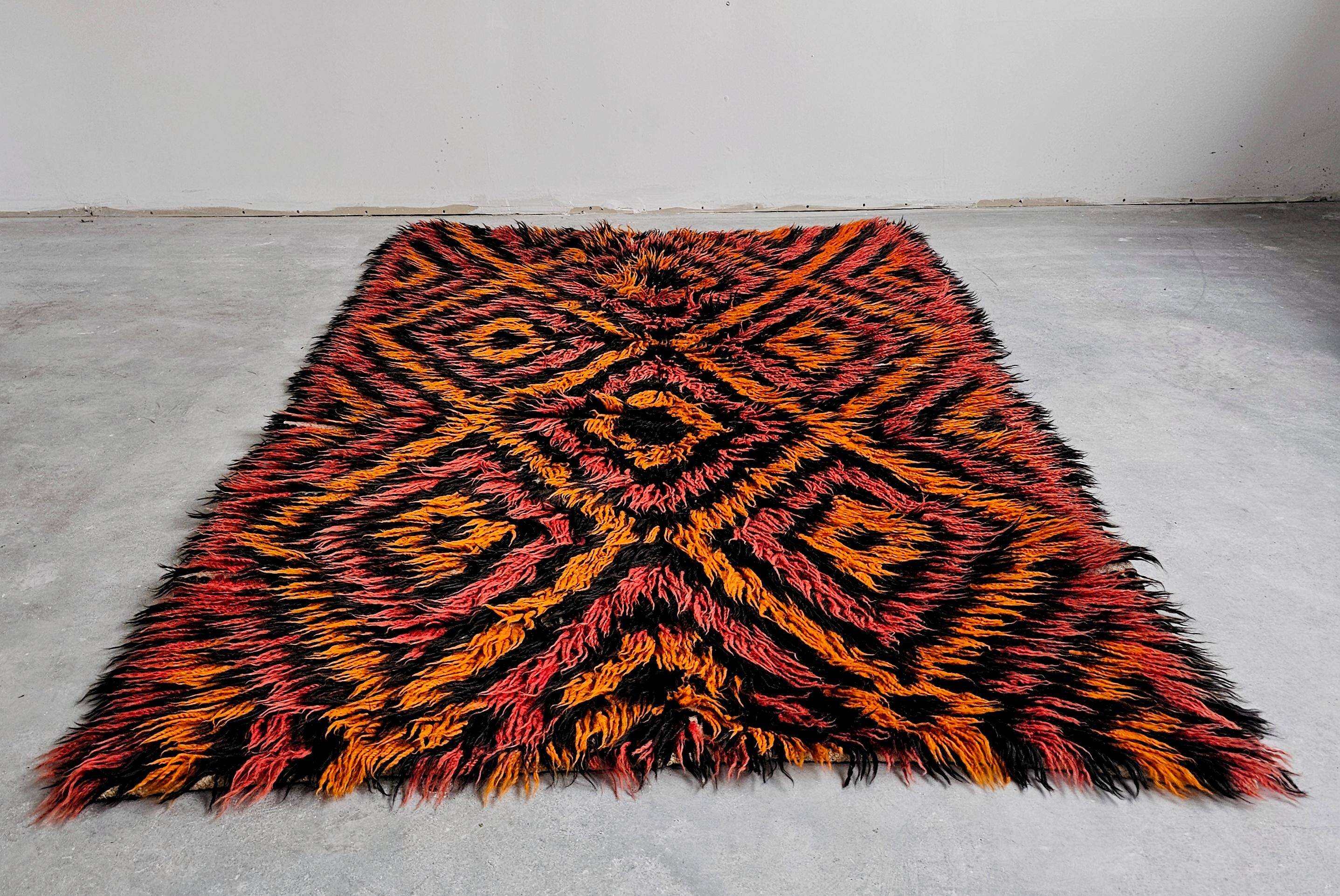 Tapis vintage géométrique Tulu en laine années 1960