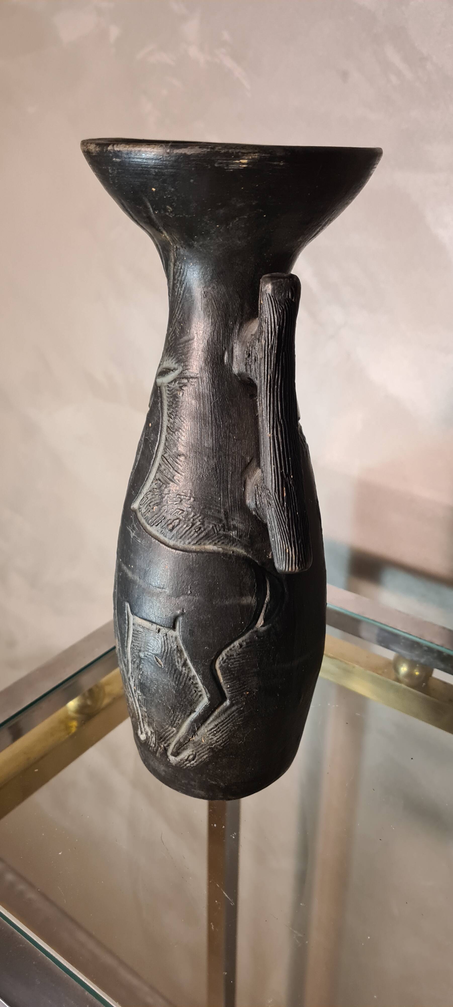 zoomorphic goual vase