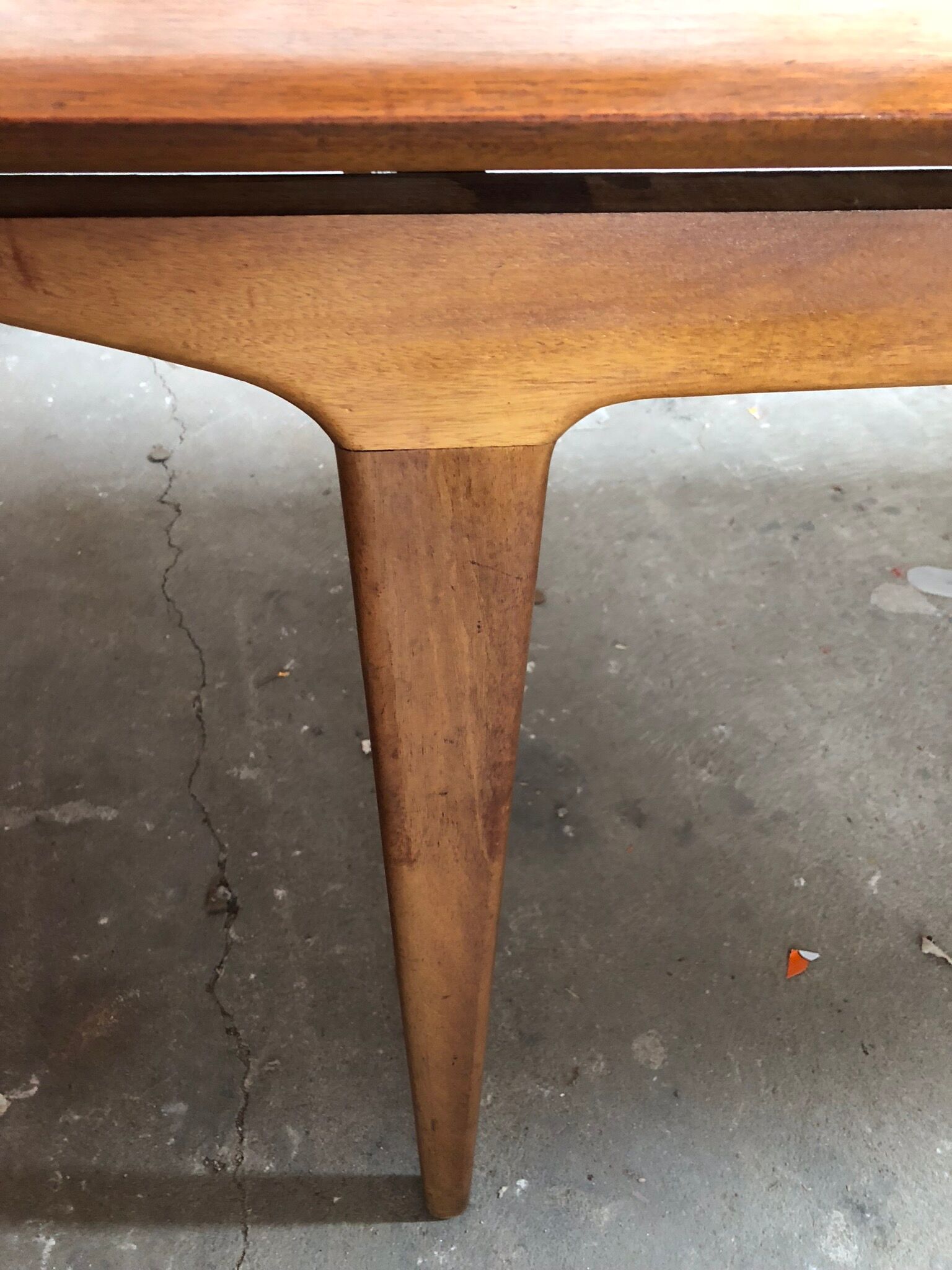 Extending scandinavian teak table