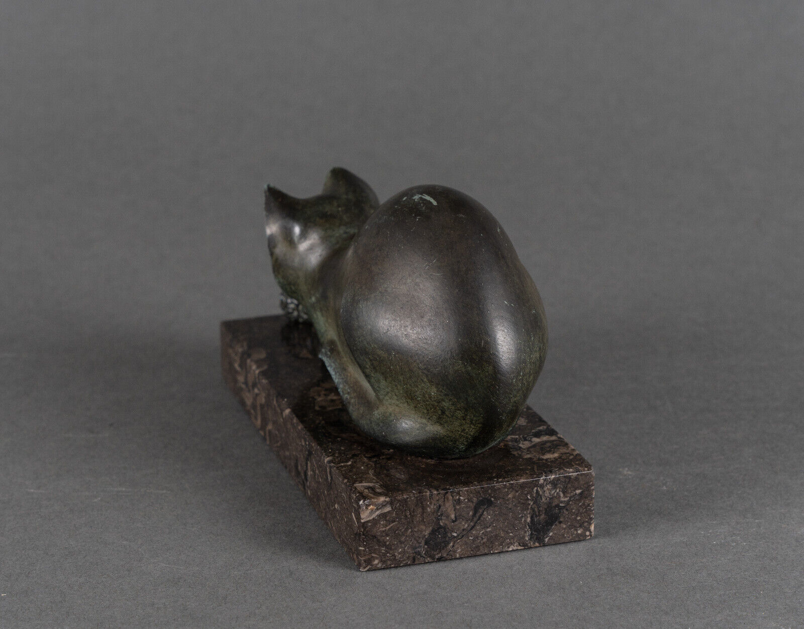 Art deco cat in regule by m. font green patina 1930 marble base