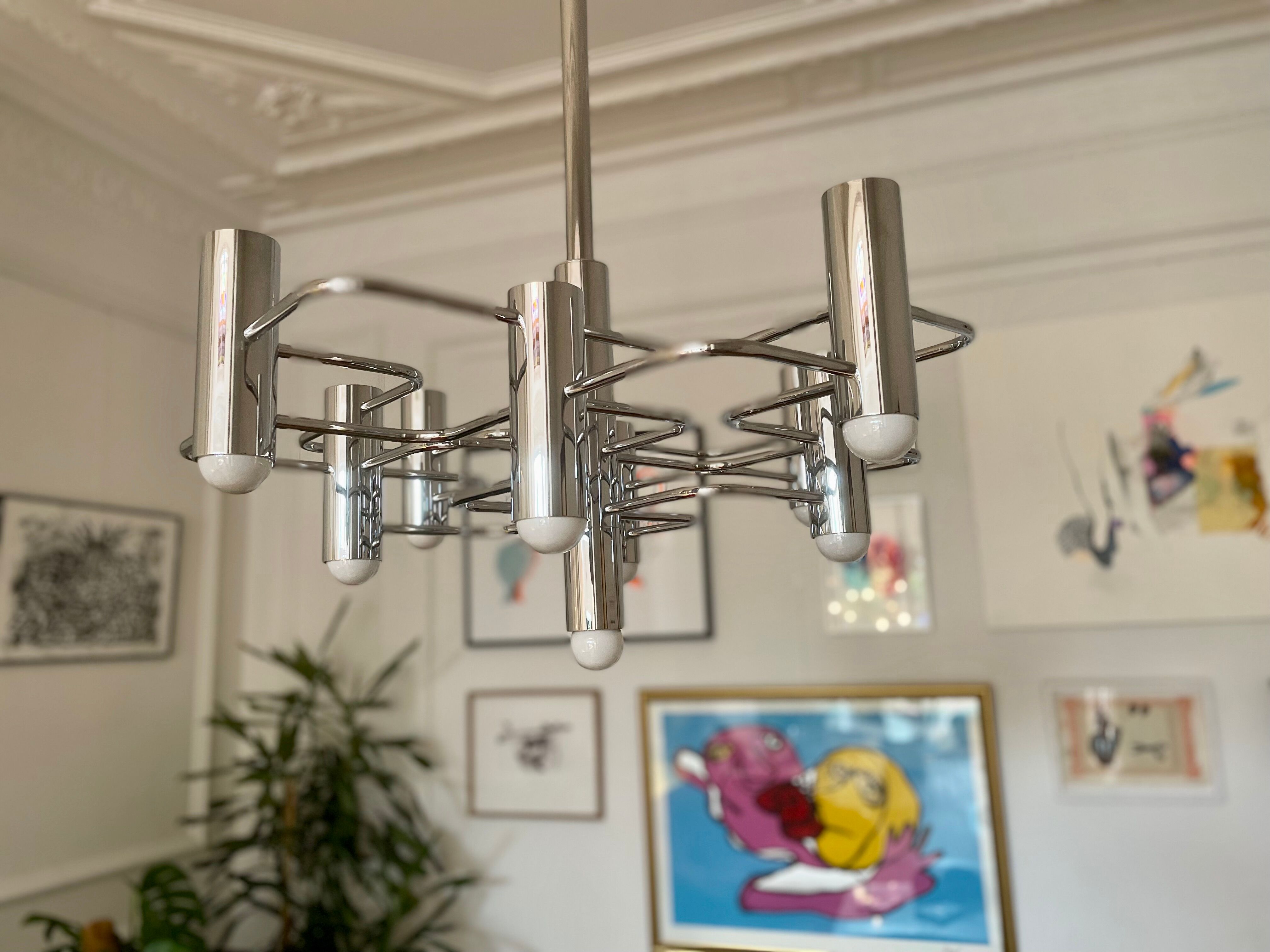 Chrome metal chandelier from Sciolari