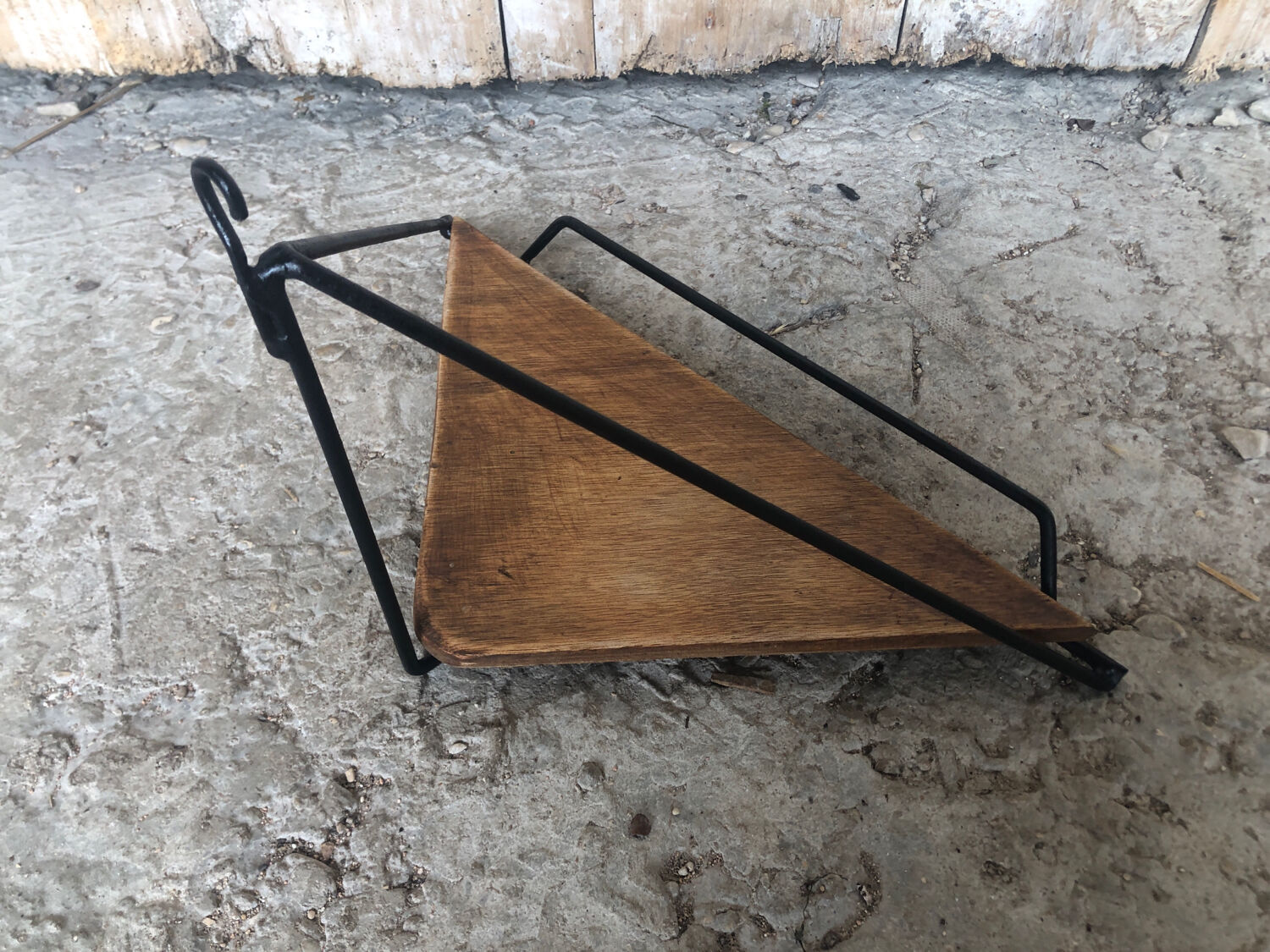 Black wrought iron corner shelf + vintage wooden top