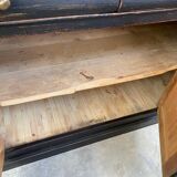 3-door skated buffet