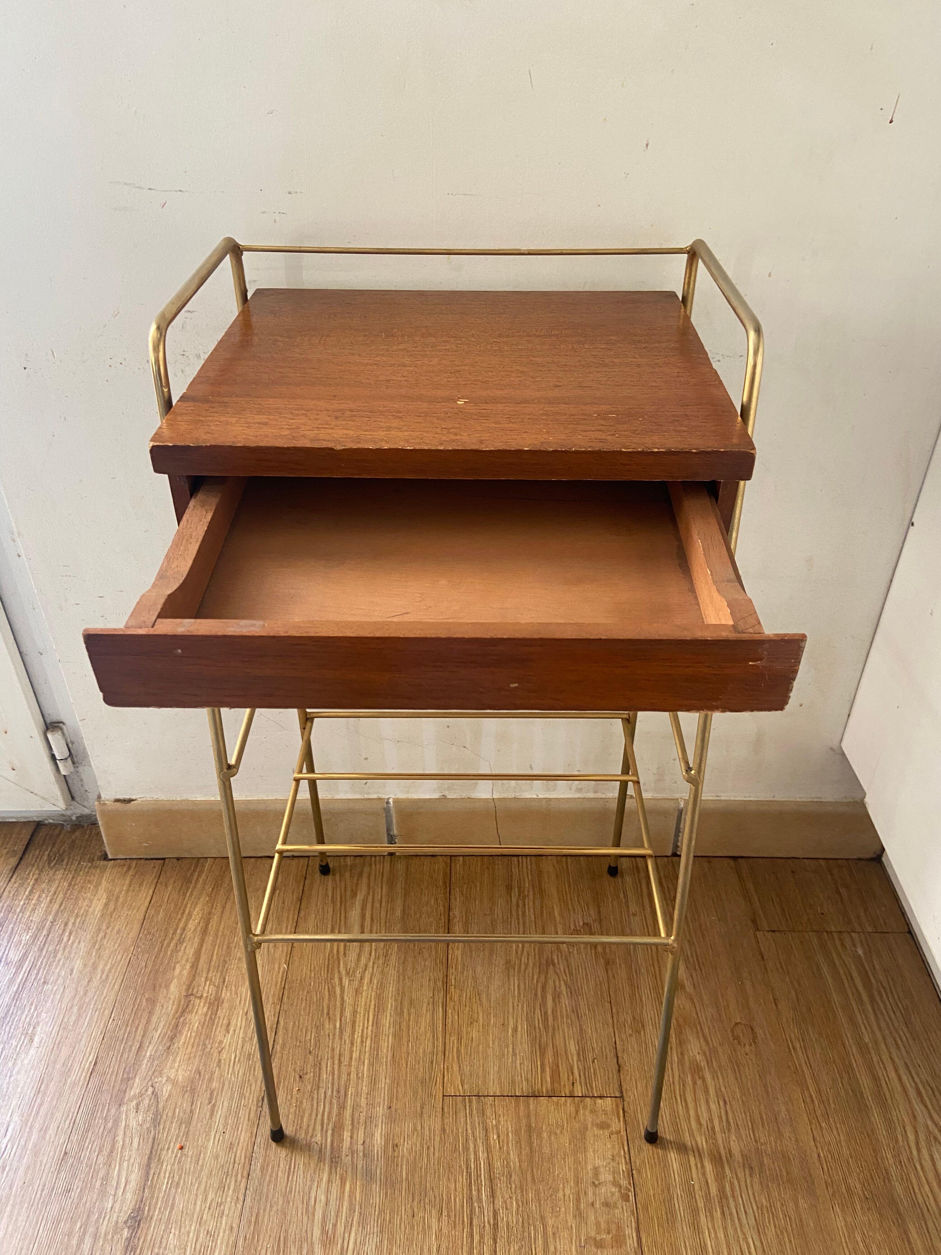 Vintage side table/bedside table