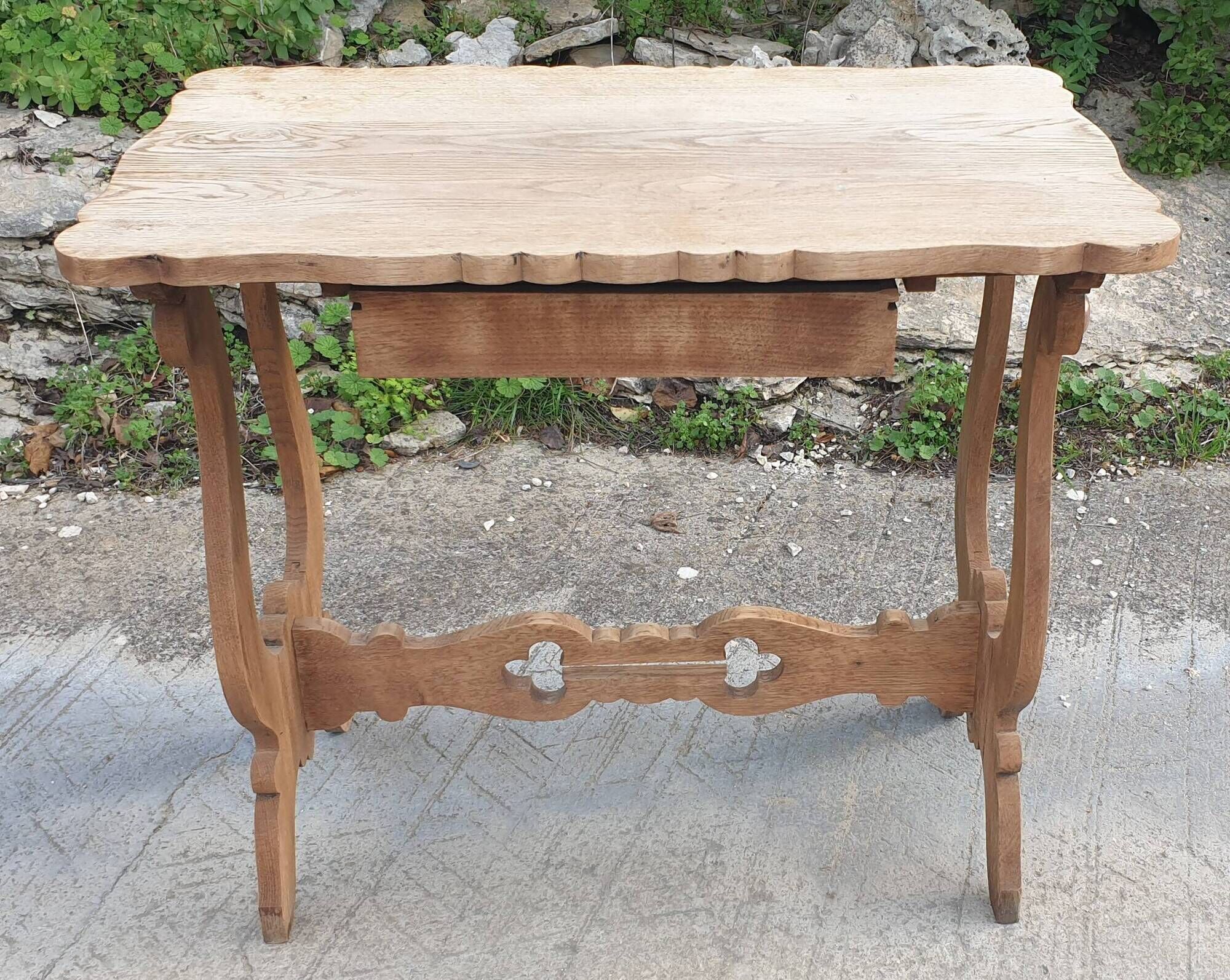 Lyre leg table in natural wood, one drawer, vintage