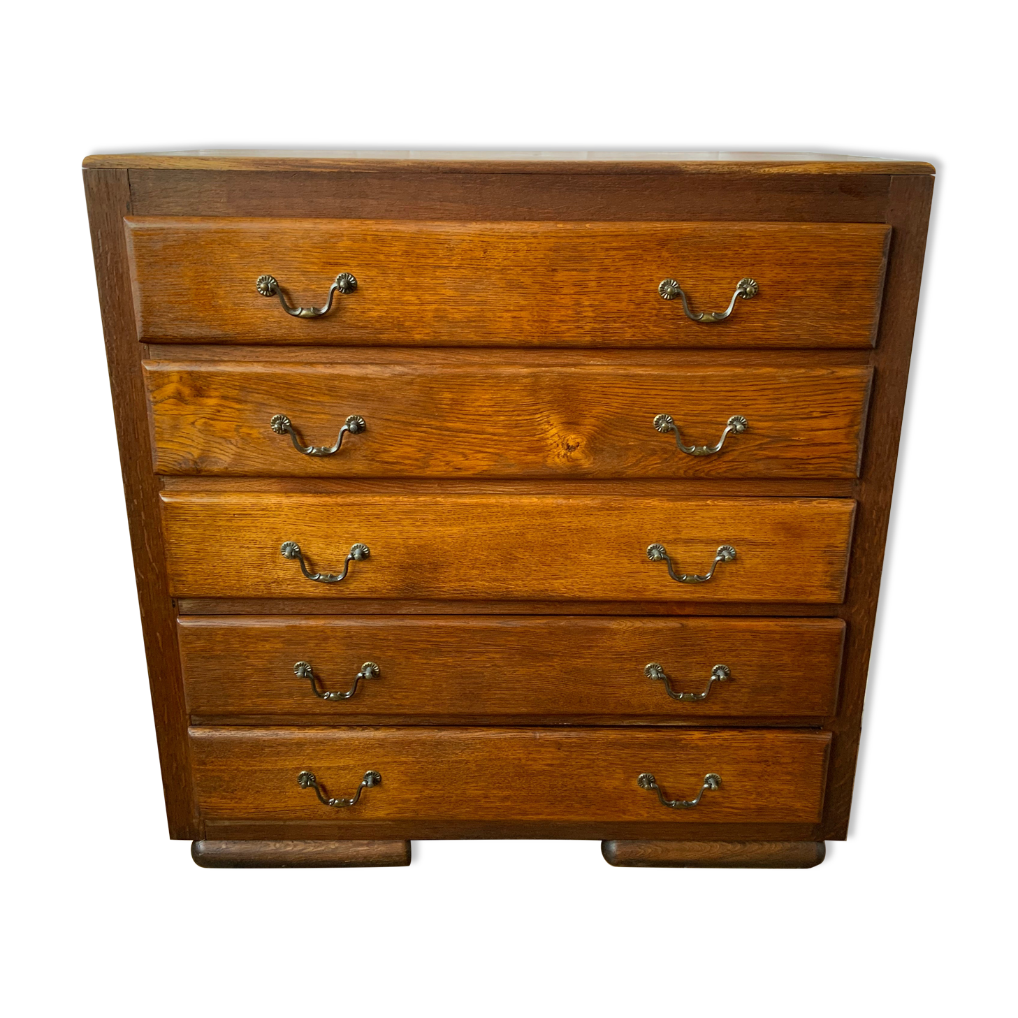 Vintage chest of drawers