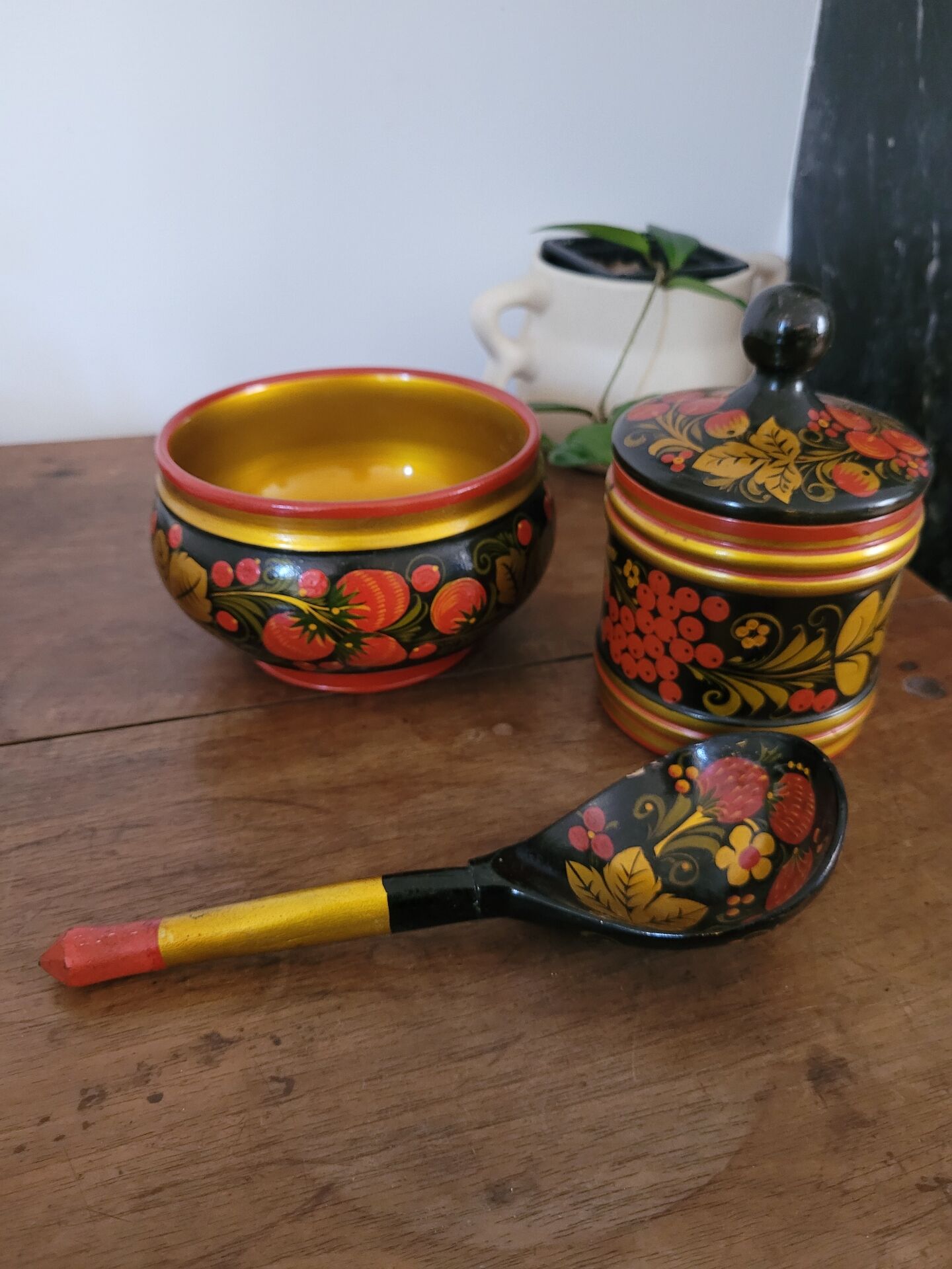 Ensemble bol, pot et cuillère Khokhloma