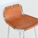 Tabourets de bar en cuir Charlotte Perriand Station de ski des Arcs France 1960