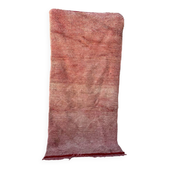 Tapis Marocain rouge - 108 x 232 cm