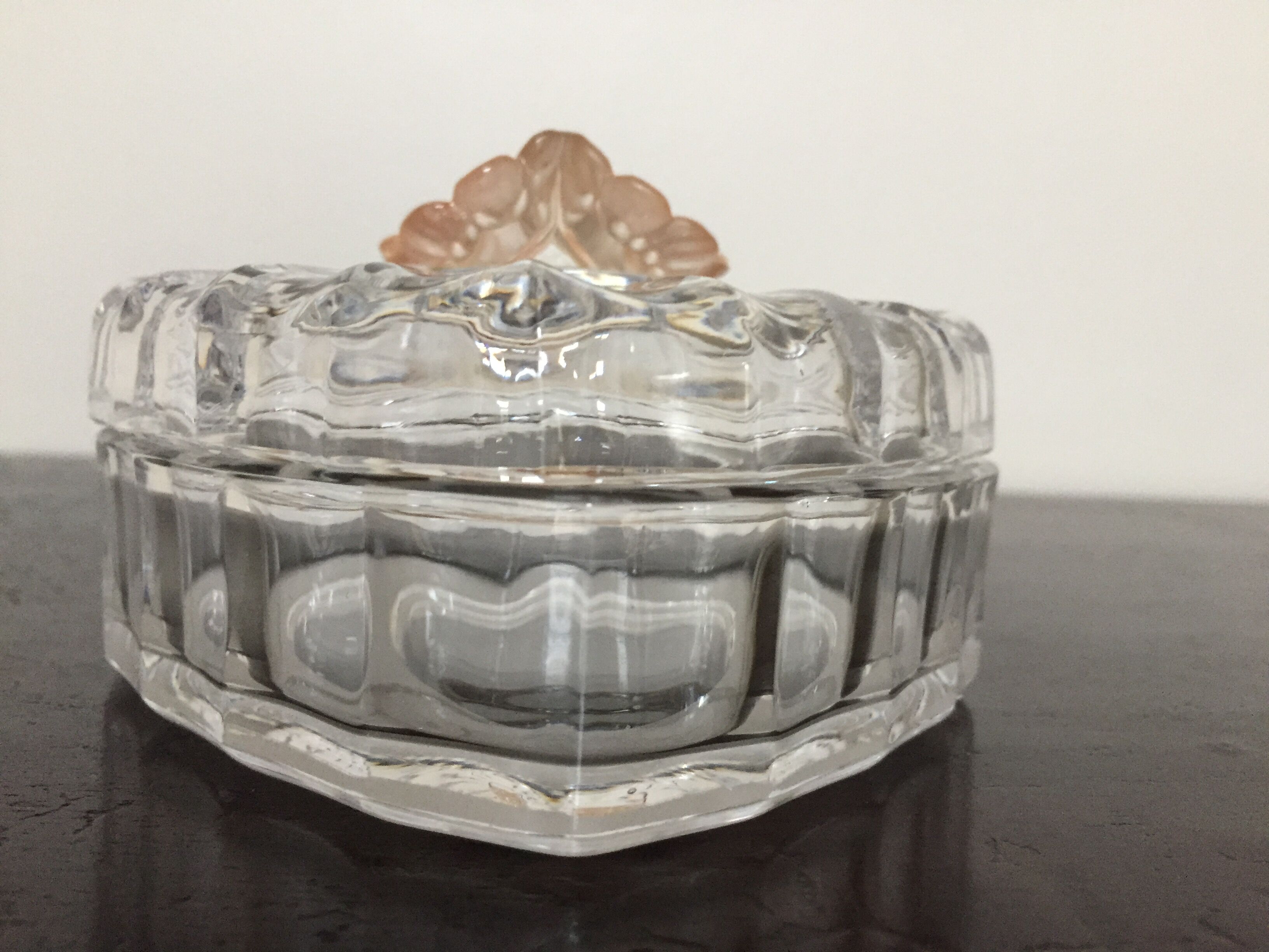 Bonbonnière en cristal en forme de cœur