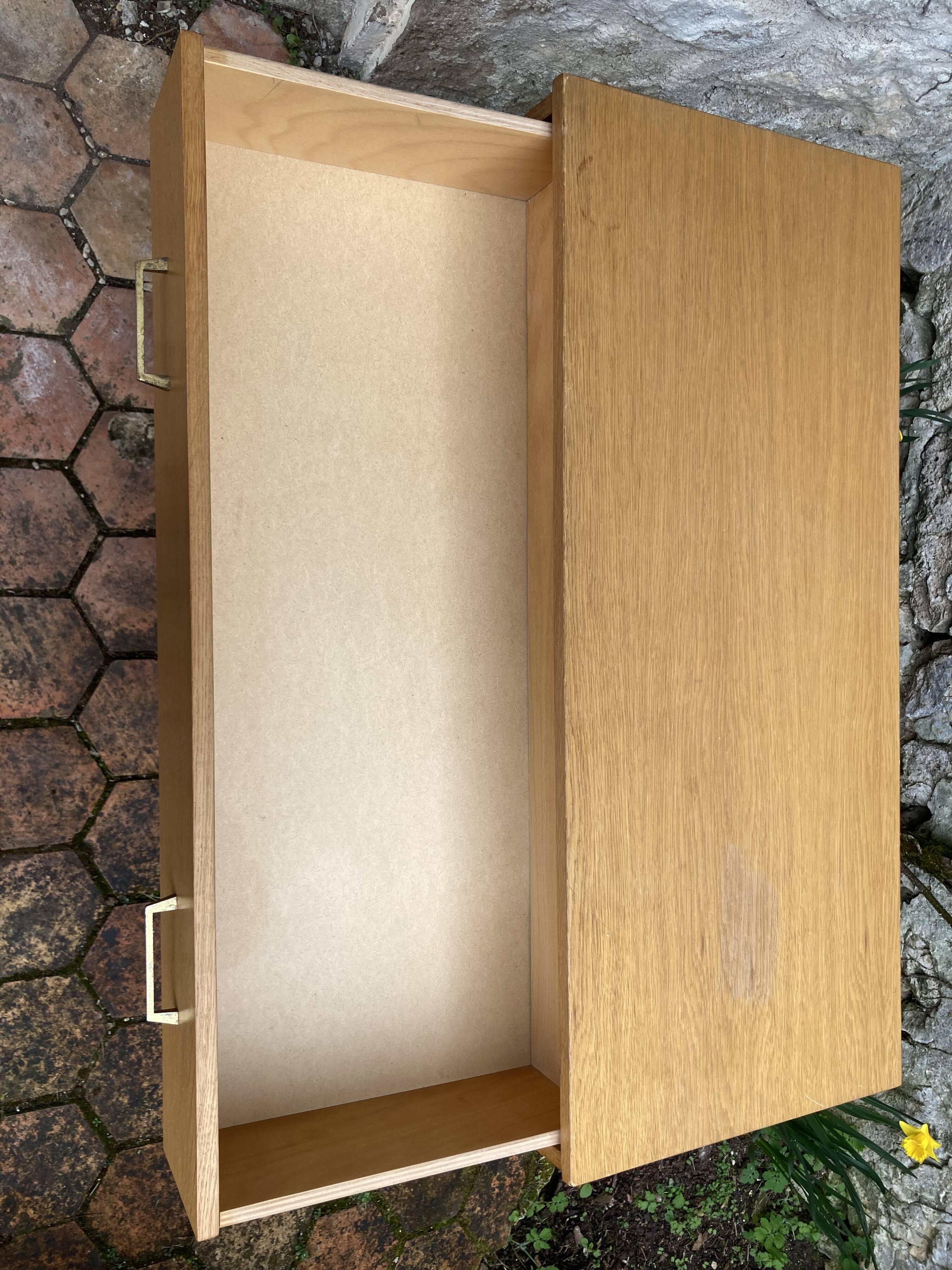 Vintage chest of drawers