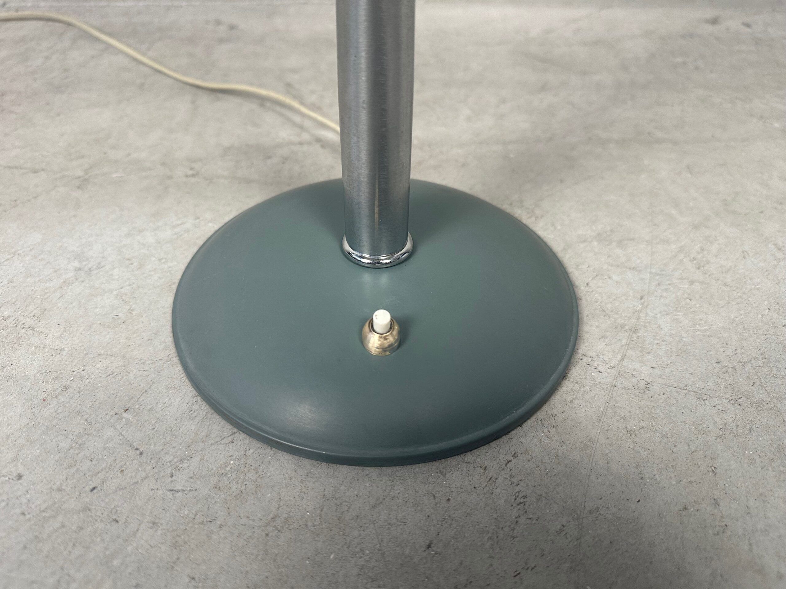 Vintage design 'Senior' table lamp – Louis Kalff