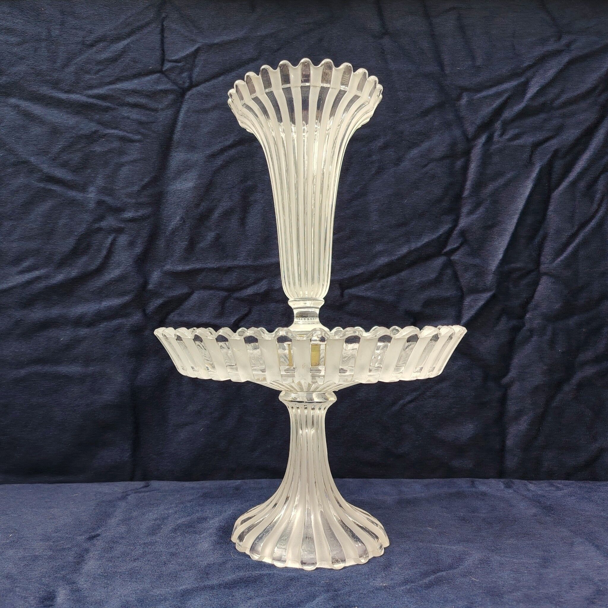 Centrepiece/bouquet holder, Baccarat crystal, vintage