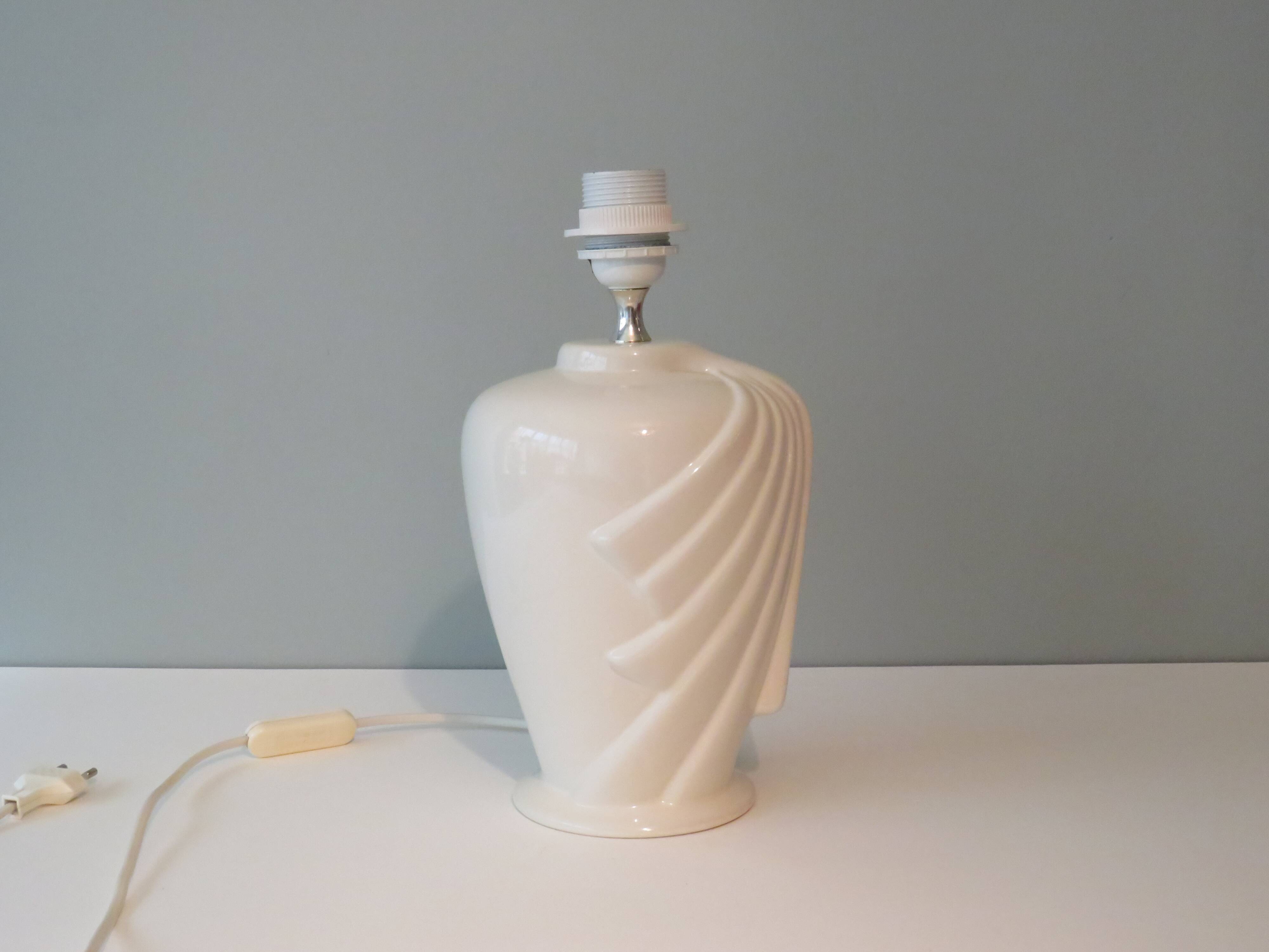White ceramic lamp from the 1980s