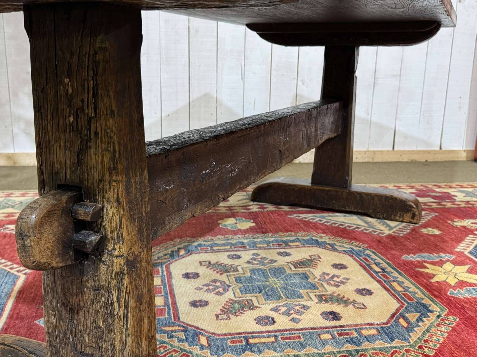 Table monastère anglaise en chêne XIXème
