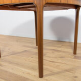 Mid Century Round Extendable Dining Table from McIntosh, 1960s