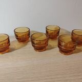 Amber egg cups Lever