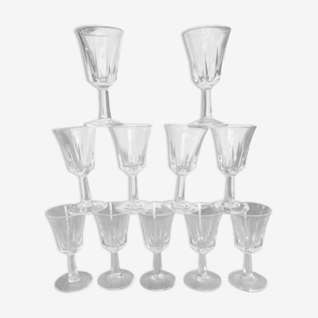 Lot of 11 liquor glasses