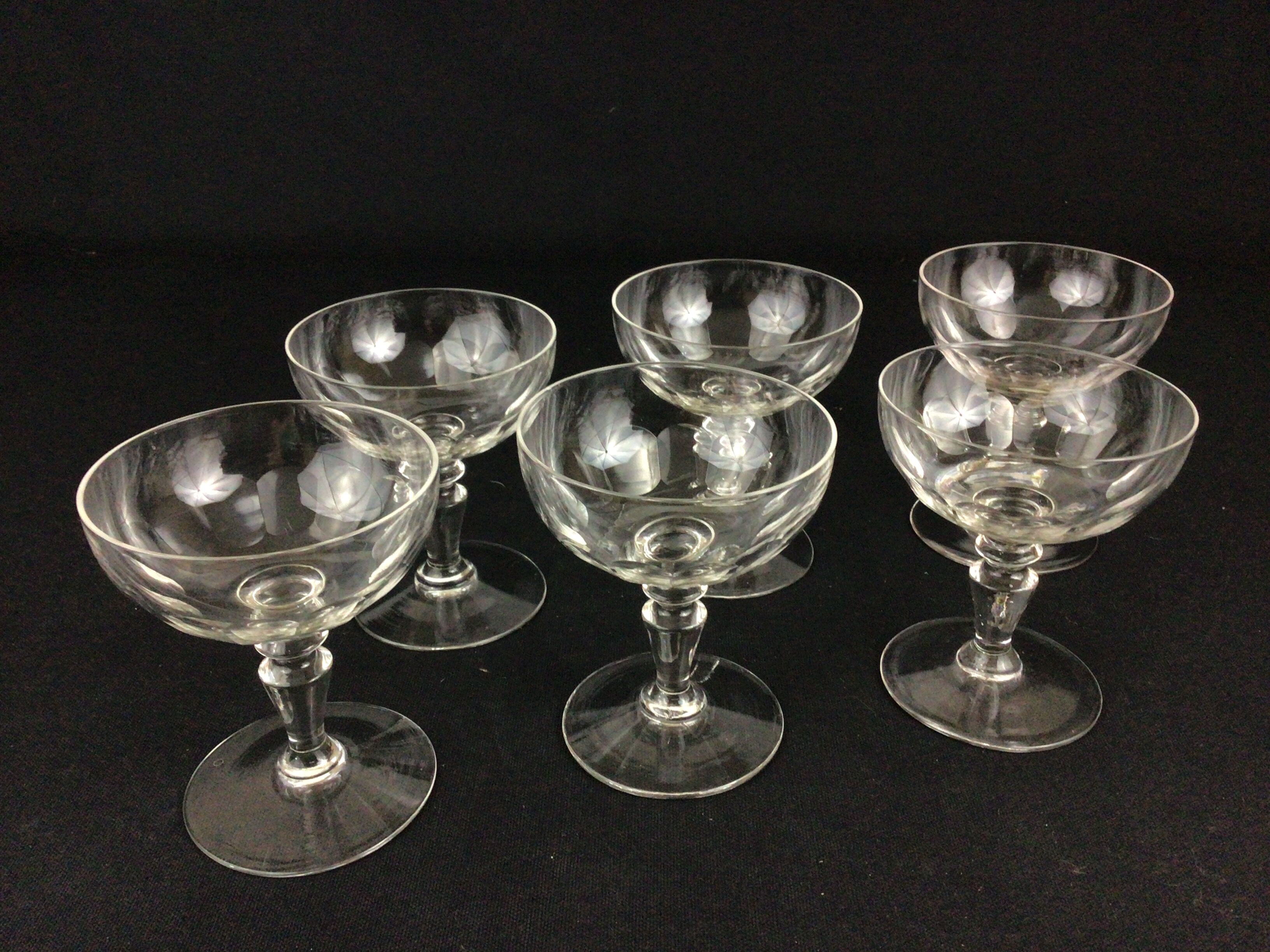 Set of 6 champagne glasses in half crystal XIXth