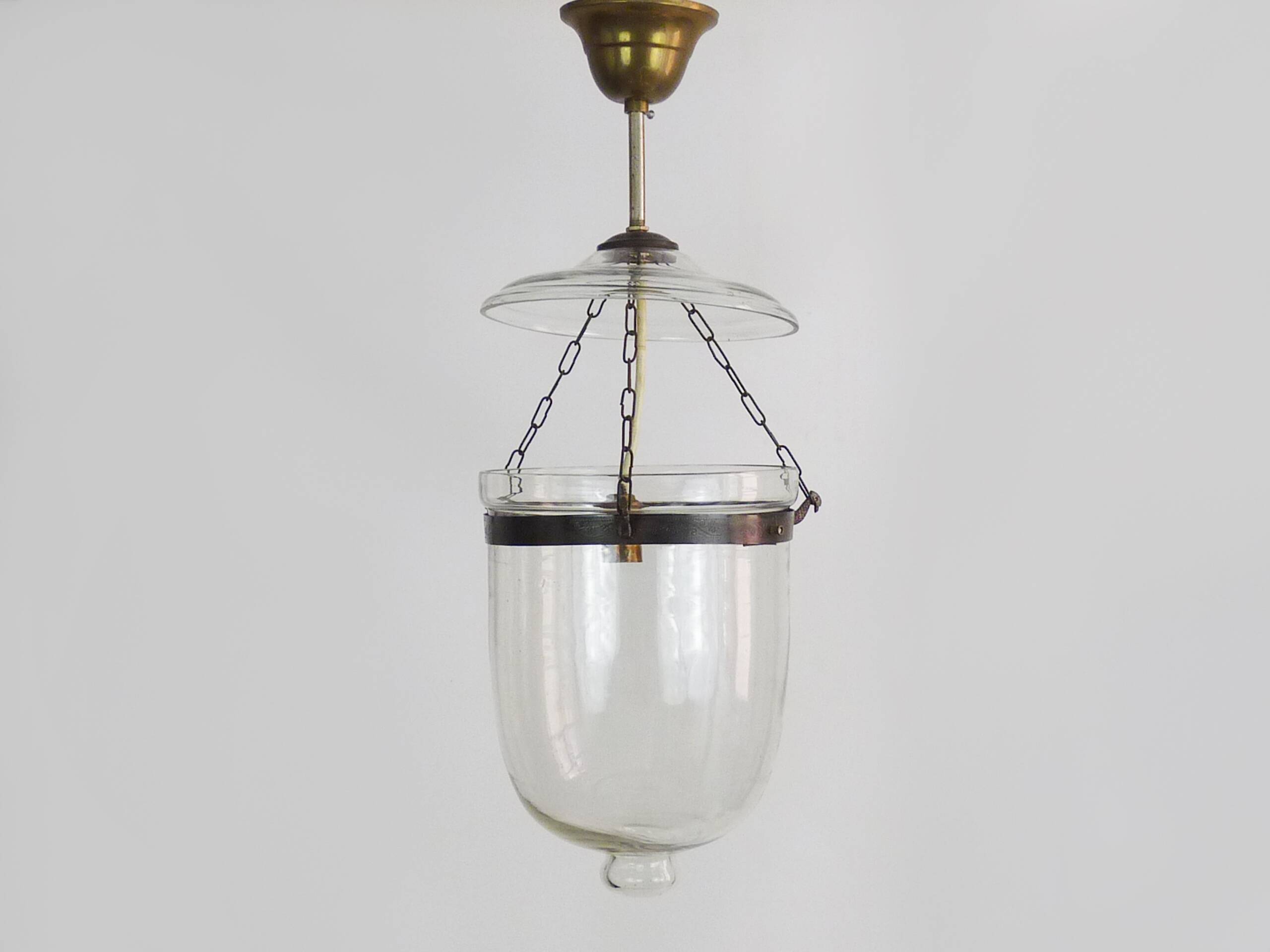 Glass bell lantern with its fumivore. XIXth