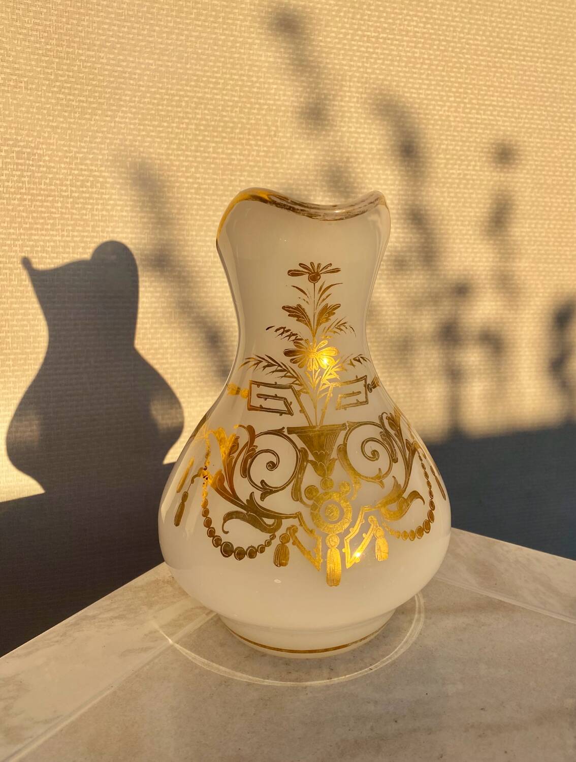 Ancien broc en opaline napoleon III