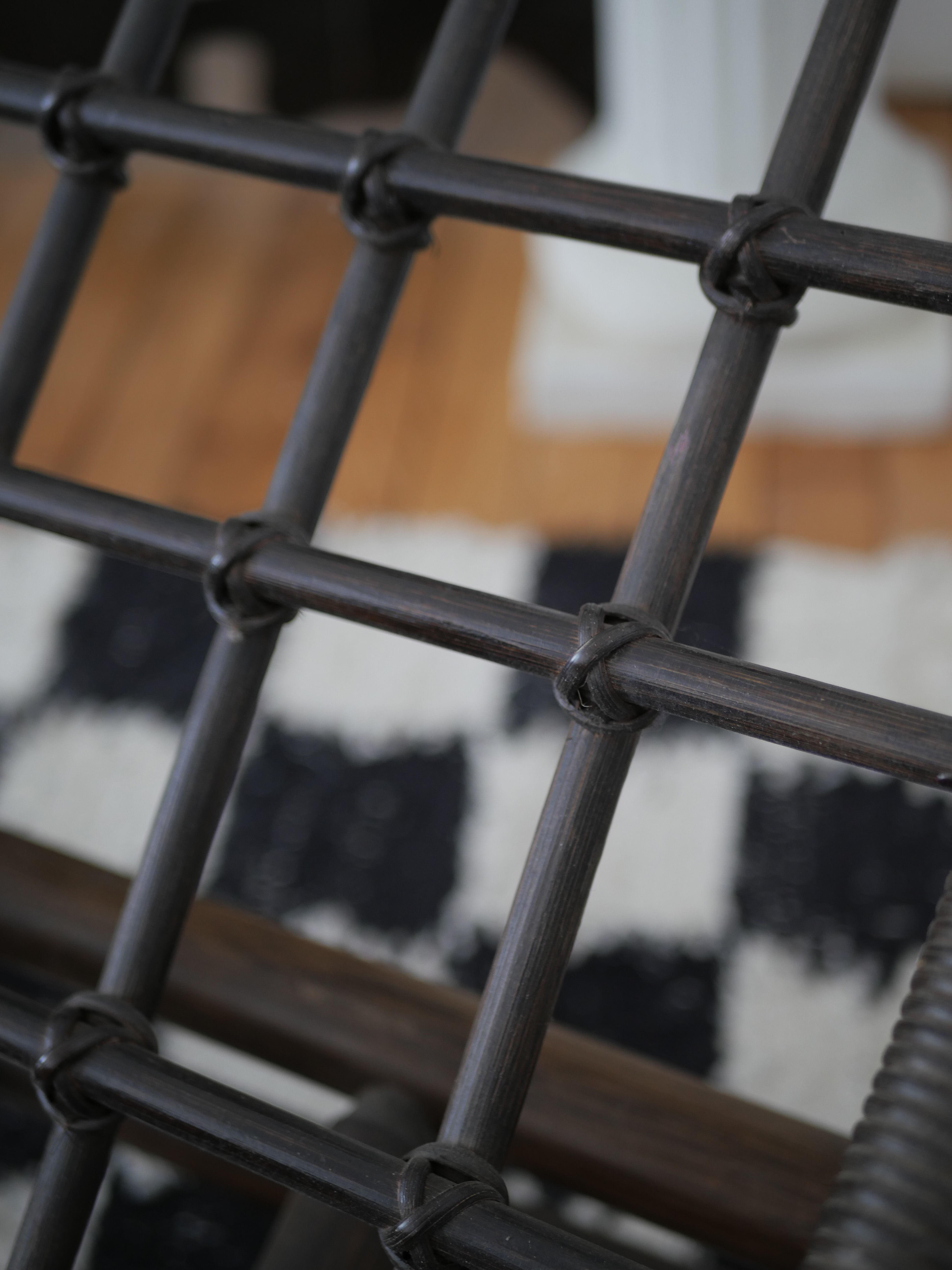 Rattan chaise longue