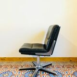 Armchair in leather and chrome Drabert