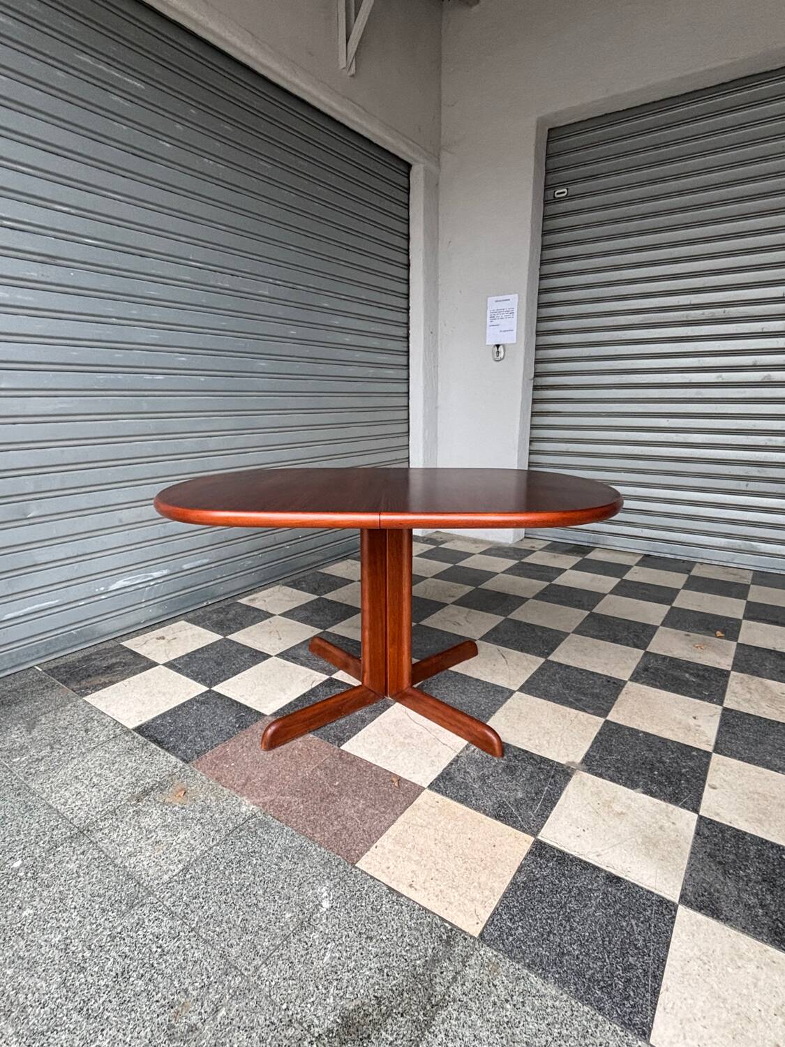 Vintage Scandinavian extendable table