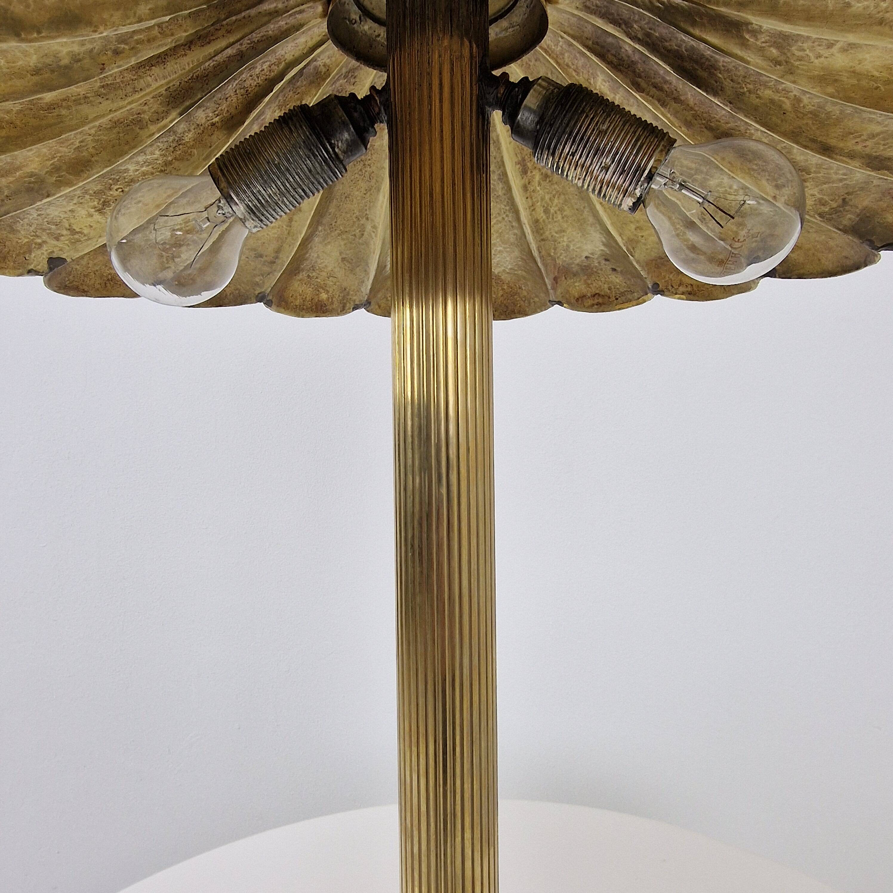 Lampe de table en laiton sculptural italien rare, années 1970 | Design Hollywood Regency