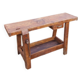 Wooden carpenter's workbench