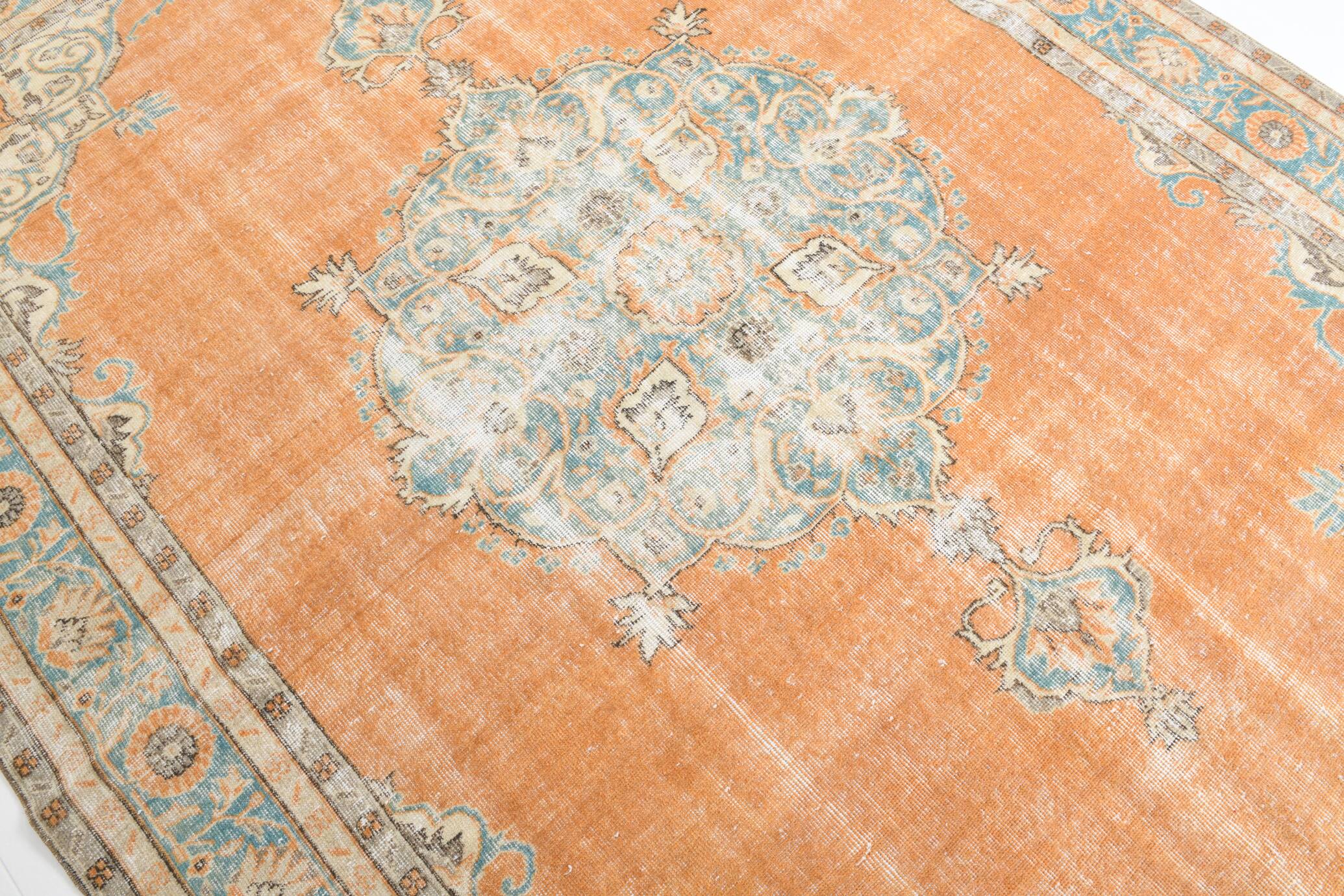 8x10 Oversized Vintage Rug, 228x319Cm